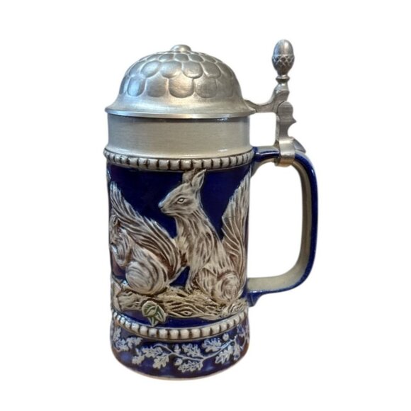 Goebel Salt Glazed Stoneware 1985 Bavarian Forest Series Squirrels Stein - Picture 1 of 6